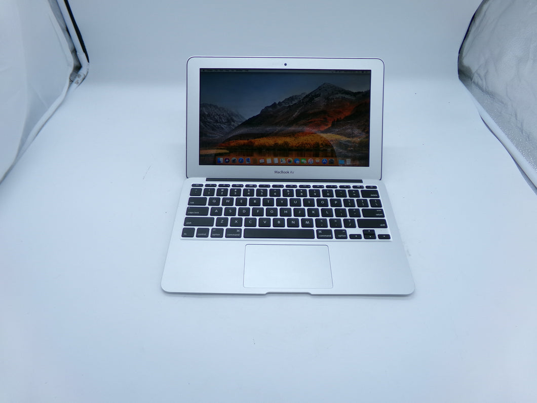 Apple MacBook Air 11 inch i5 1.6 GHz 4GB Ram 256GB SSD Early 2015